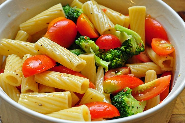 Macarrones con verduras.